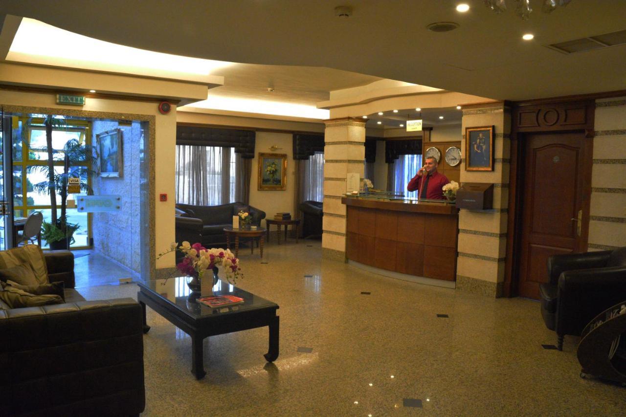 Capri Hotel Suites Amán Exterior foto